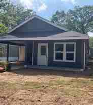 110 Bowie St - Photo 1 of 1