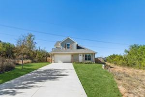 featured image of 2500 Houston Dr