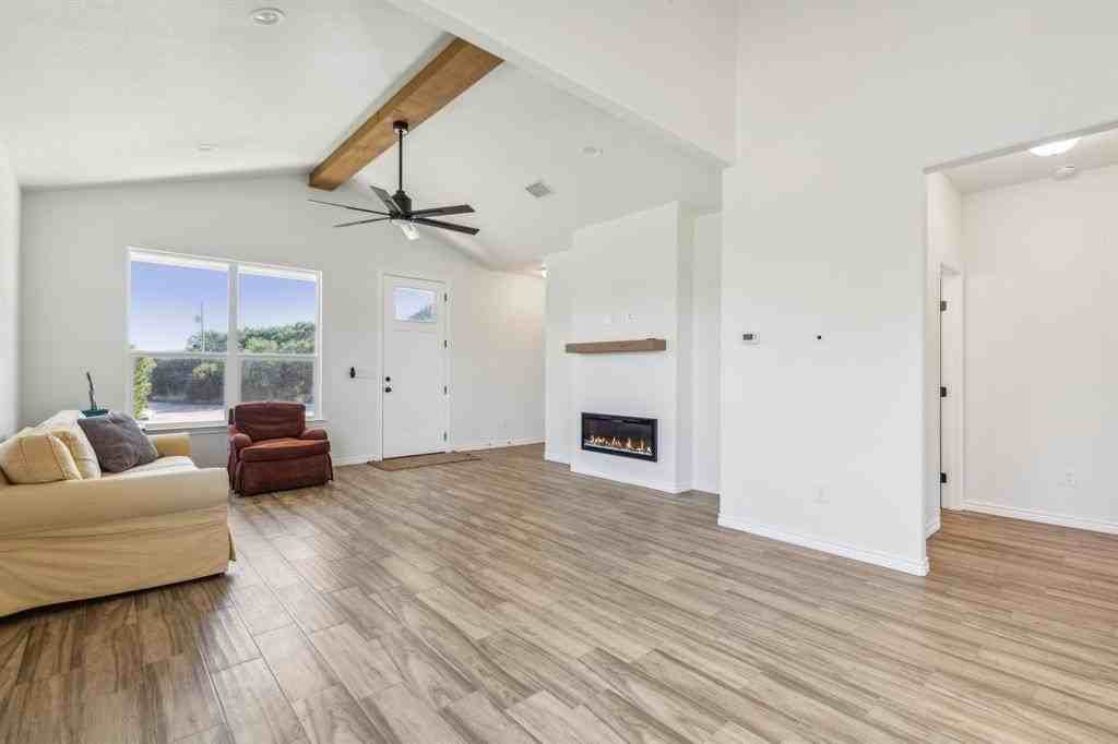 2500 Houston Dr - Photo 3 of 25