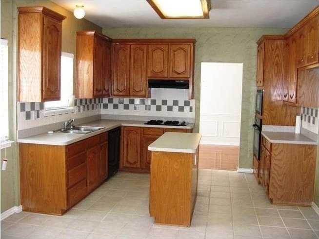 1313 Sunderland Ct - Photo 3 of 13