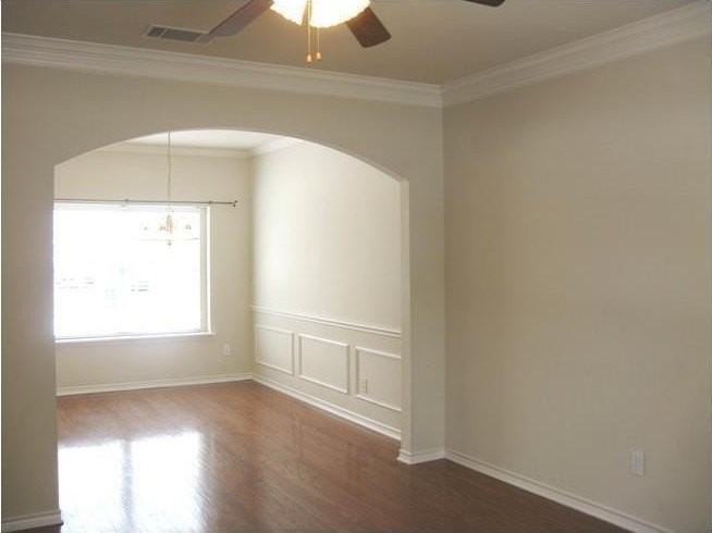 1313 Sunderland Ct - Photo 4 of 13