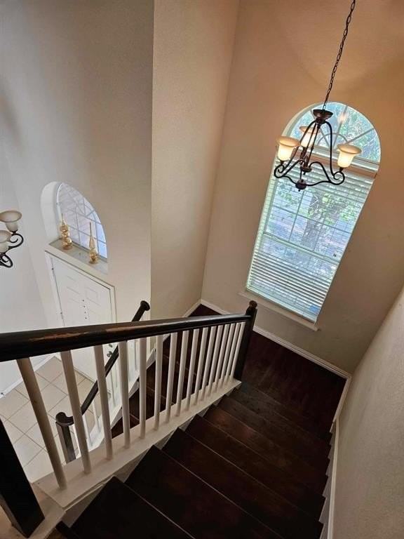 611 Ashbrook Ct - Photo 5 of 21
