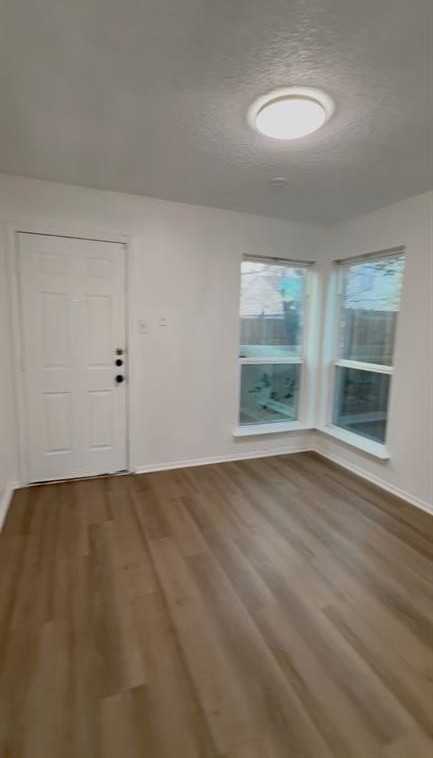 514 Norwood Cir E - Photo 5 of 12