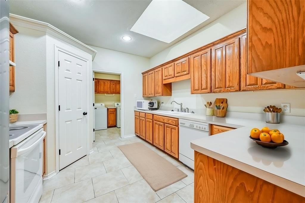 1136 Park Gln - Photo 6 of 15