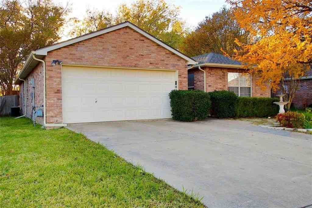 147 Southlake Dr - Photo 2 of 24