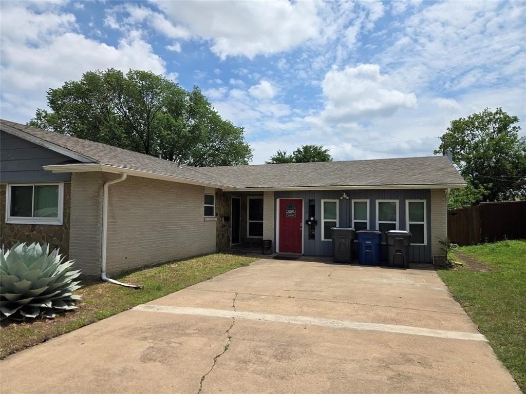 624 Oceanview Dr - Photo 3 of 28