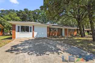 1917 Jacqueline Dr - Photo 1 of 1