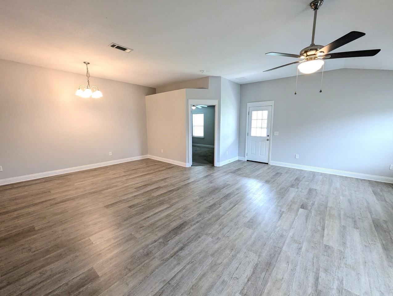 1651 Ponderosa Dr - Photo 5 of 20