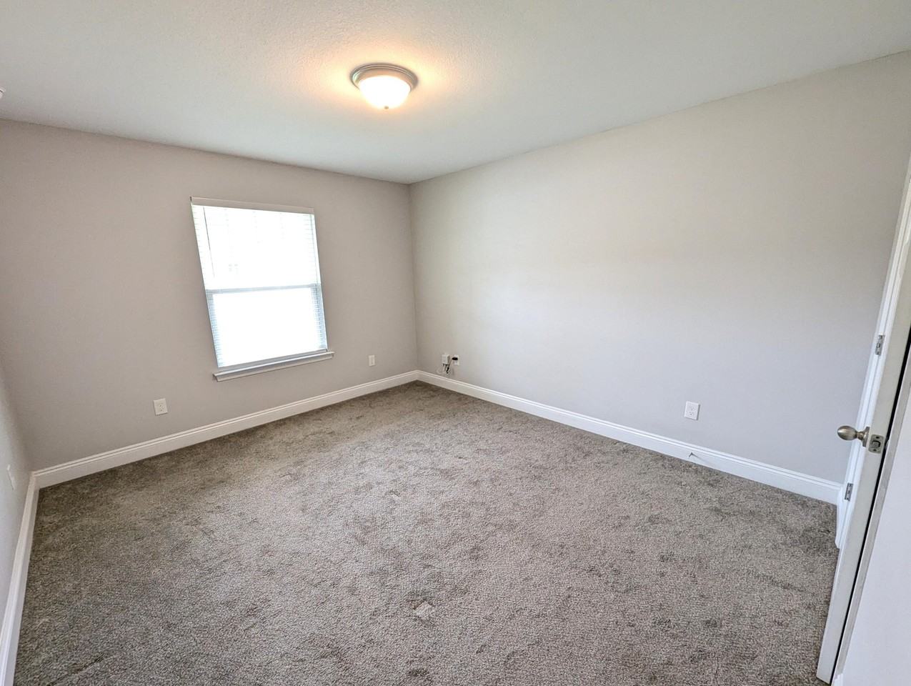 1651 Ponderosa Dr - Photo 6 of 20