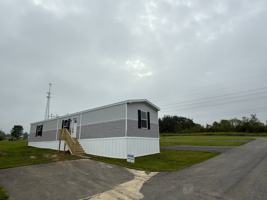 featured image of 176 E Arlington Dr
