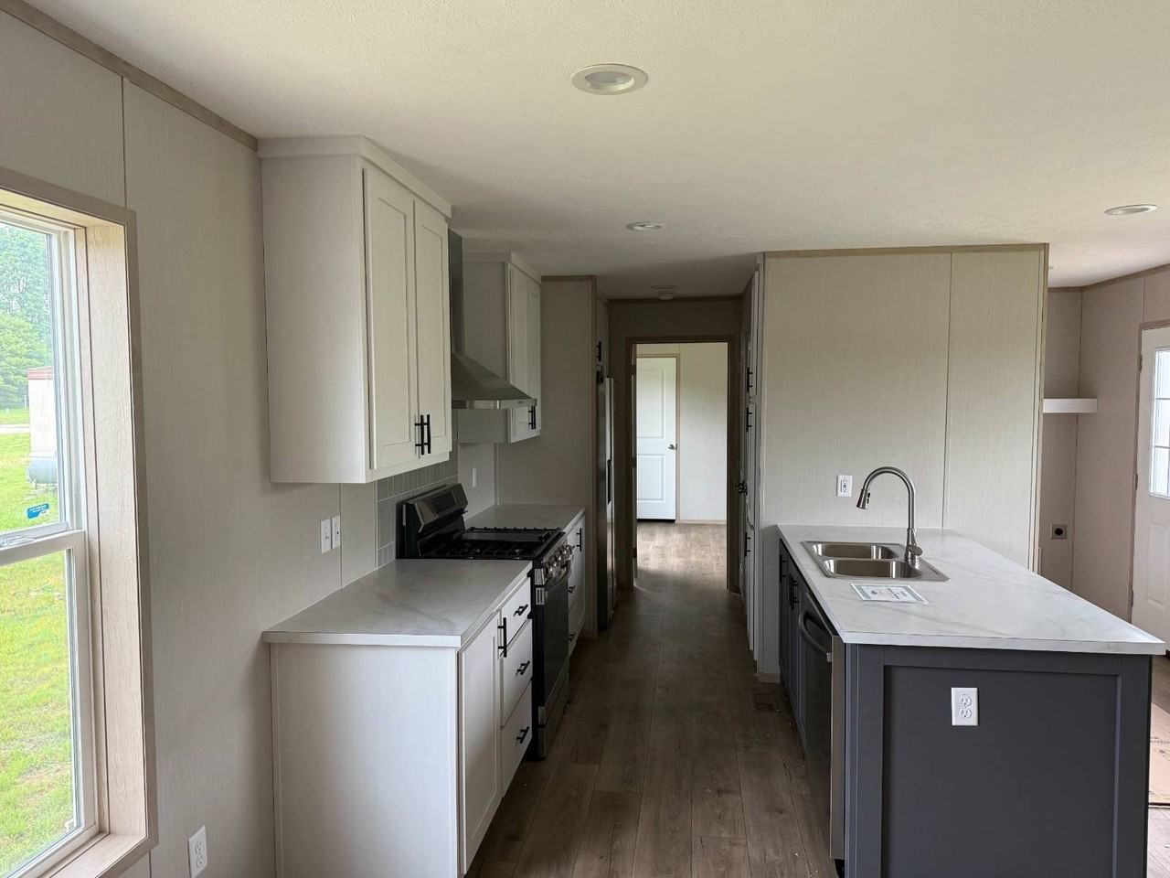 176 E Arlington Dr - Photo 2 of 7
