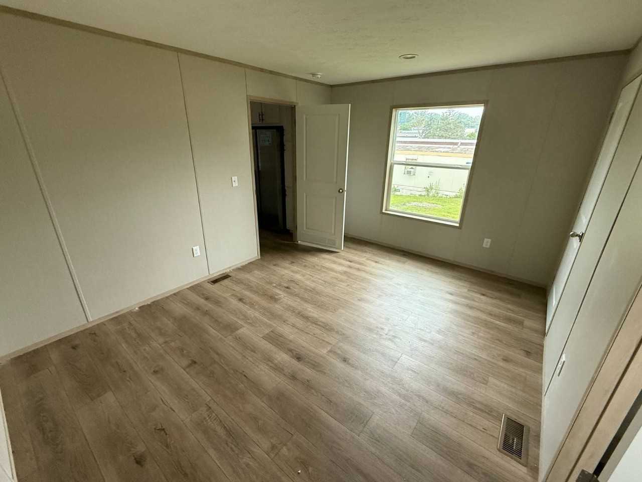 176 E Arlington Dr - Photo 3 of 7