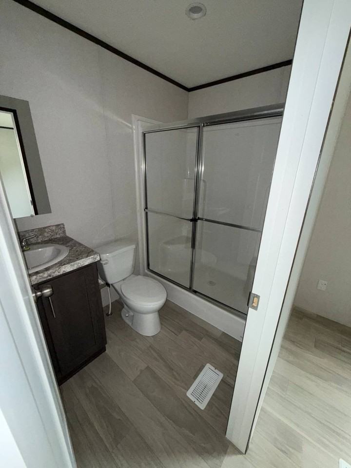 129 Jessica Ln - Photo 5 of 7