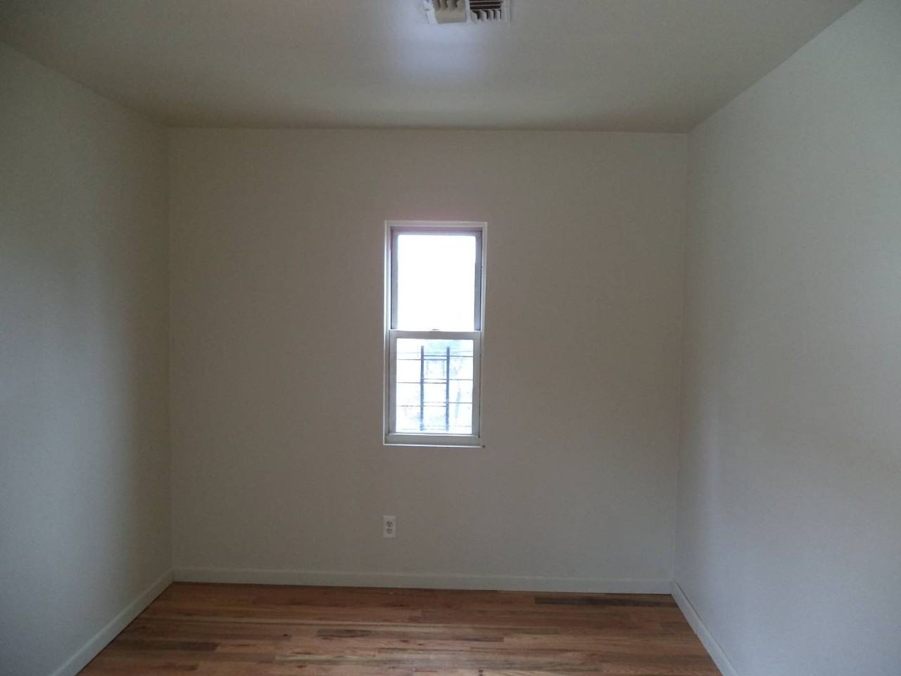 10623 Inwood St #2ndFL - Photo 6 of 15