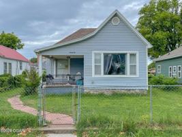 featured image of 2010 S Moffet Ave