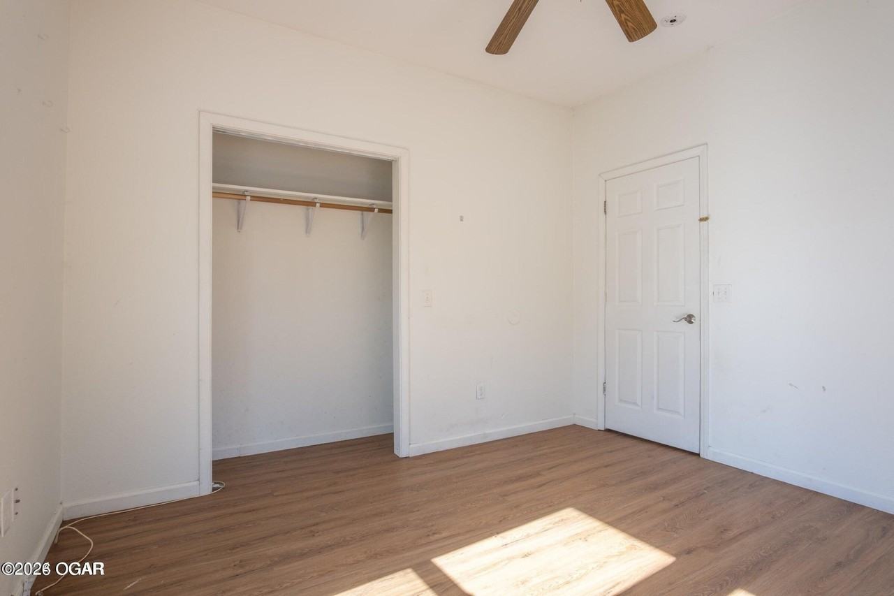 2010 S Moffet Ave - Photo 5 of 12