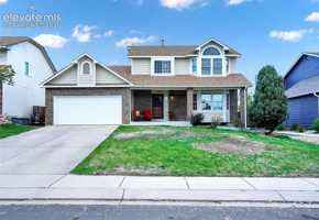 featured image of 7655 Hickorywood Dr