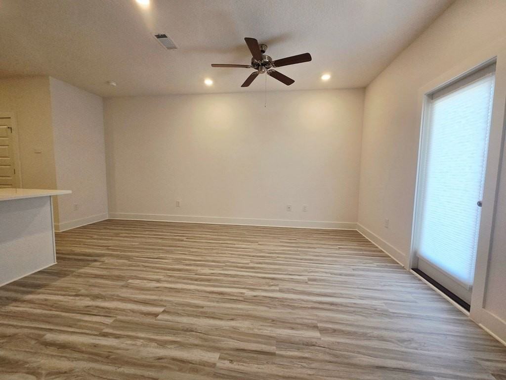 260 Salt Creek Ln - Photo 5 of 14