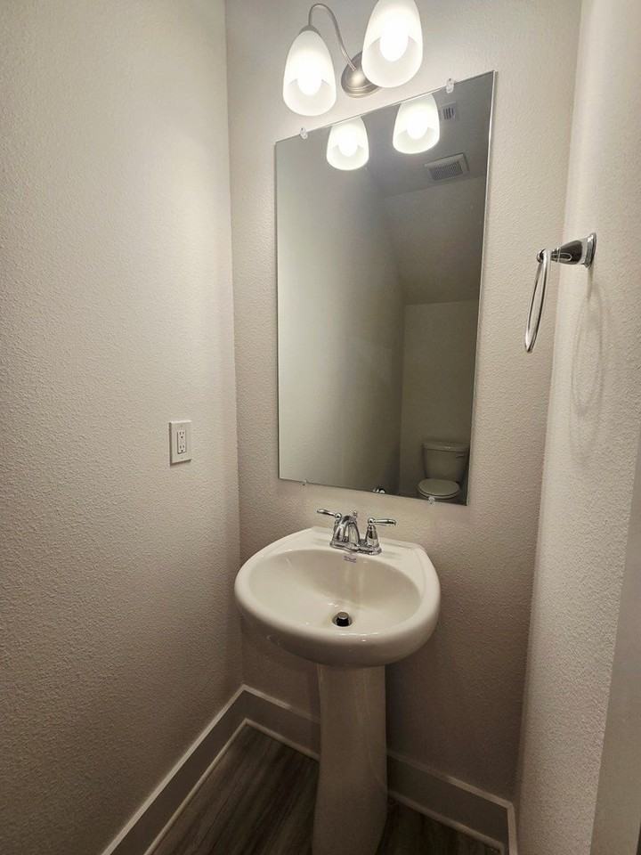 260 Salt Creek Ln - Photo 6 of 14