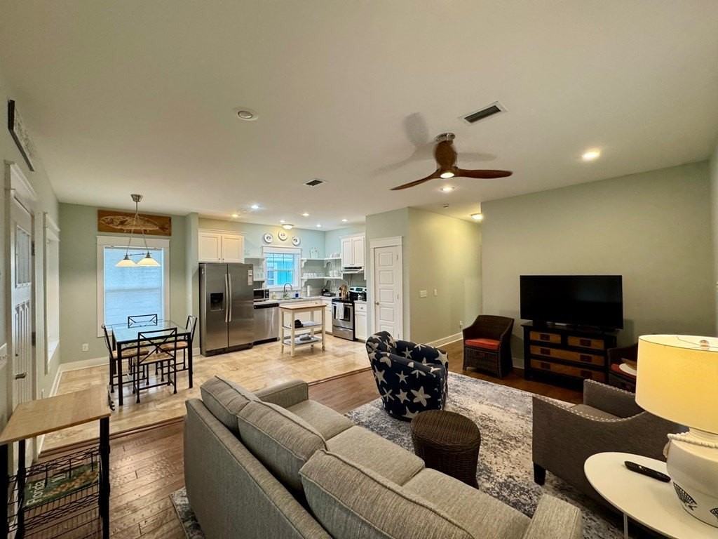 174 Sawyer Ln - Photo 6 of 25