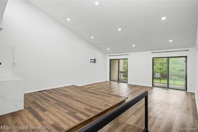 7432 Azalea Ct - Photo 3 of 30