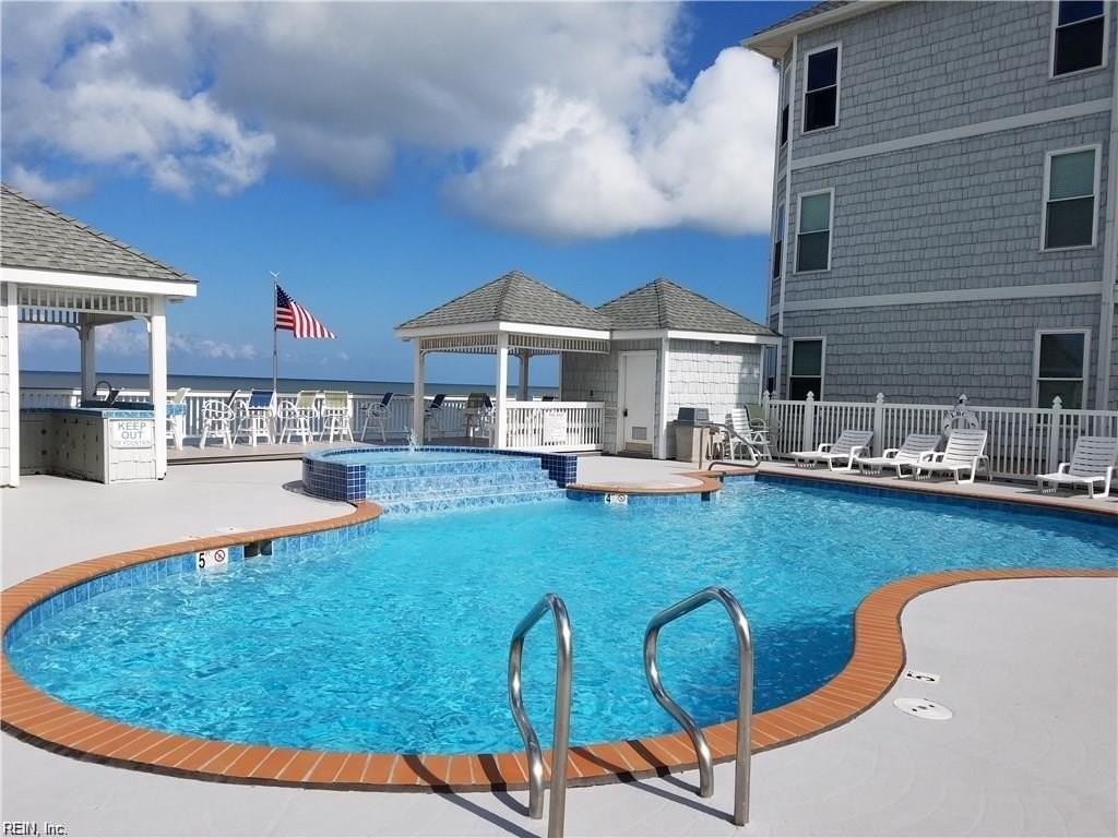 2305 Beach Haven Dr #103