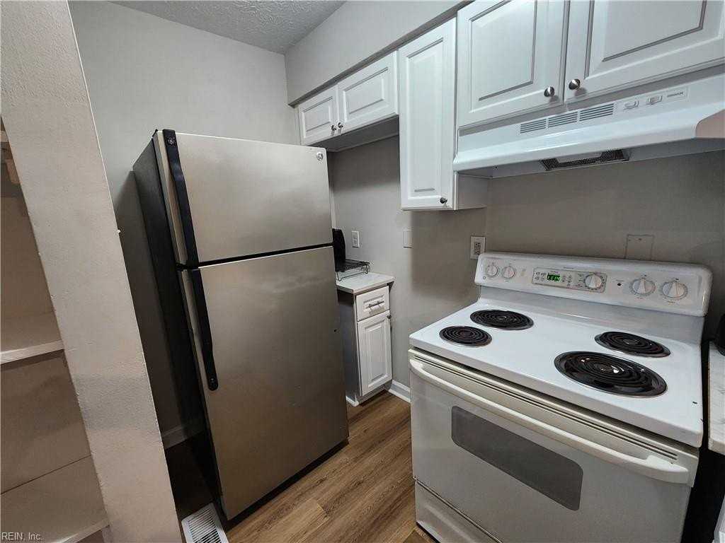 431 Lester Rd #8 - Photo 5 of 9