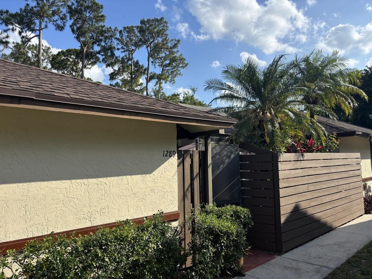 1289 Periwinkle Pl - Photo 3 of 20