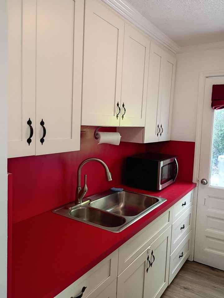 118 Urquhart St - Photo 5 of 12