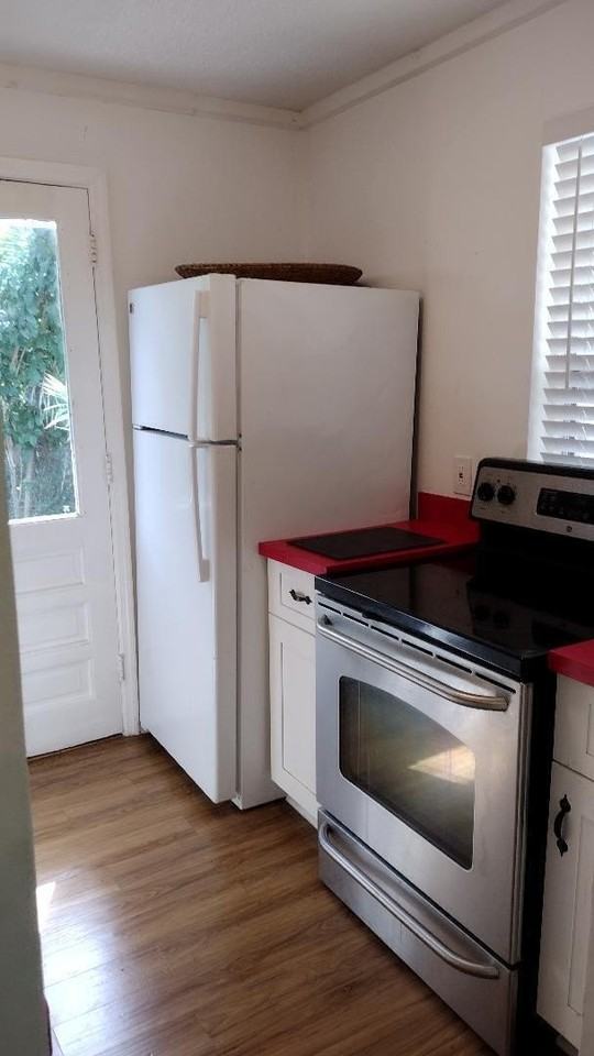 118 Urquhart St - Photo 7 of 12