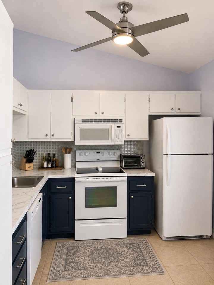 5734 Northpointe Ln - Photo 6 of 22