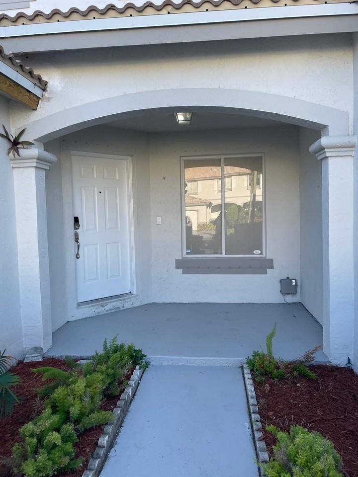 7324 Sw 162nd Ct - Photo 4 of 39