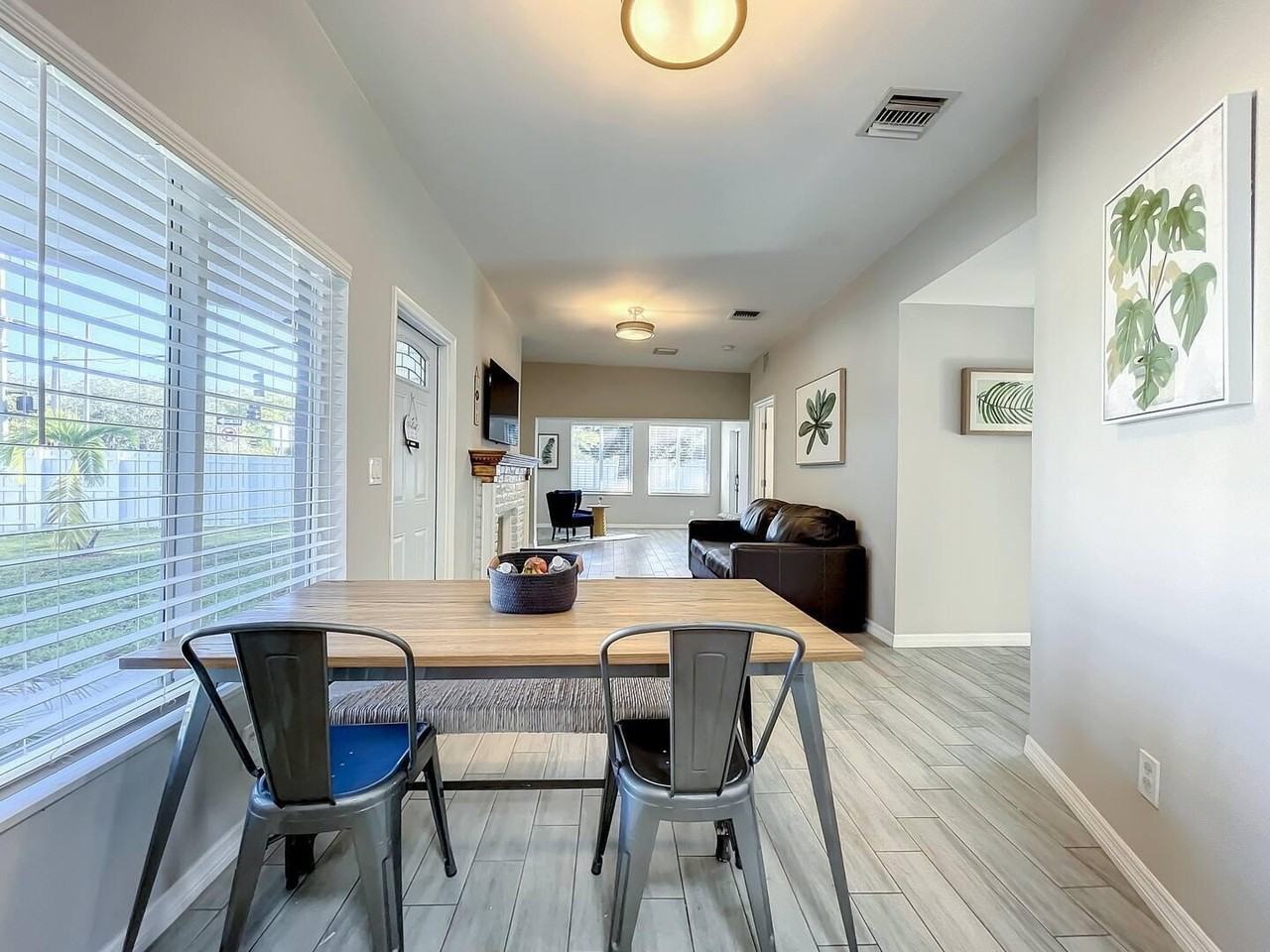1500 Davie Blvd - Photo 7 of 19