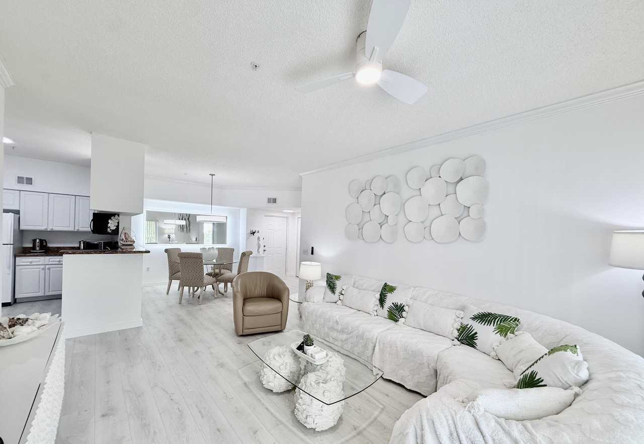 4404 Tuscany Way #4404 - Photo 5 of 28