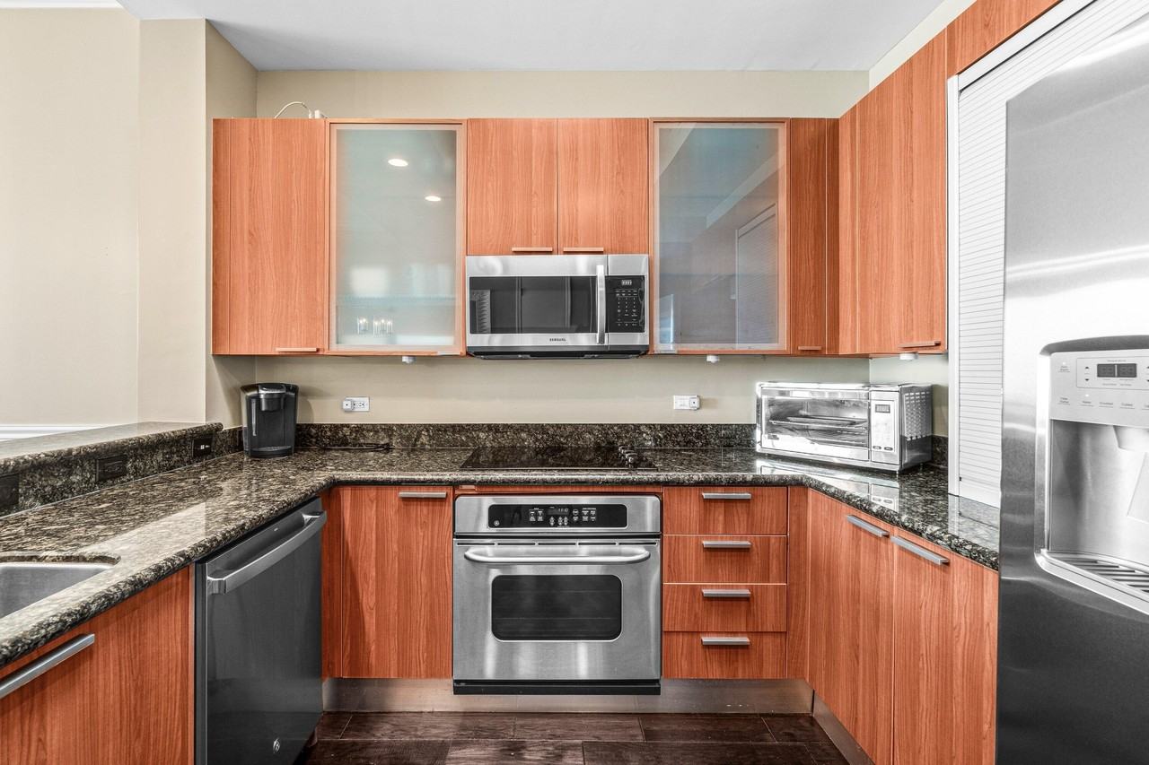 2650 Lake Shore Dr #2403 - Photo 4 of 50