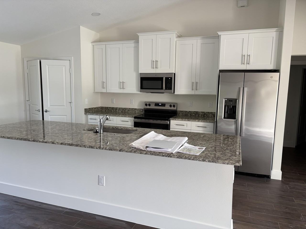 3901 147th Ave N - Photo 2 of 25