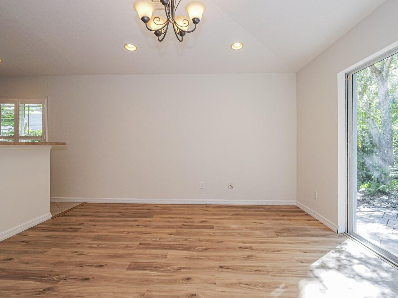 4625 55th St - Photo 6 of 36