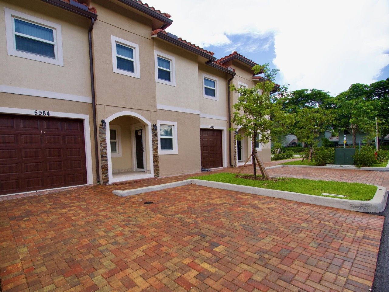5982 Nw 94th Ave