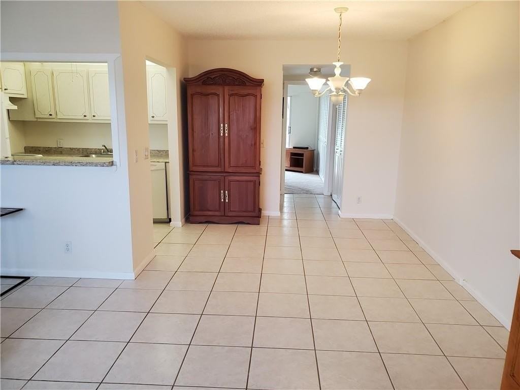 373 Fanshaw I - Photo 5 of 18
