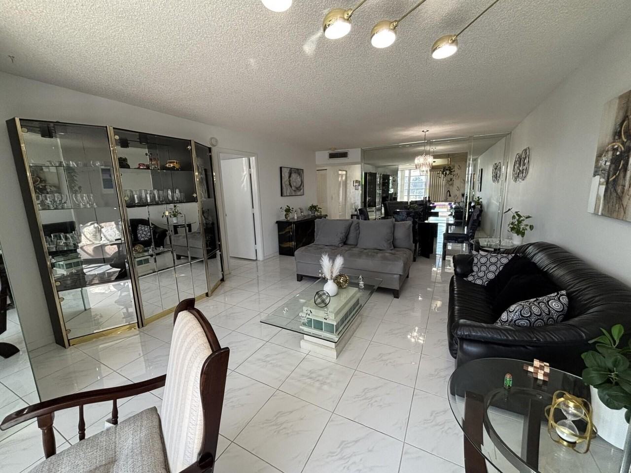 7620 Nw 18th St #308 - Photo 3 of 39