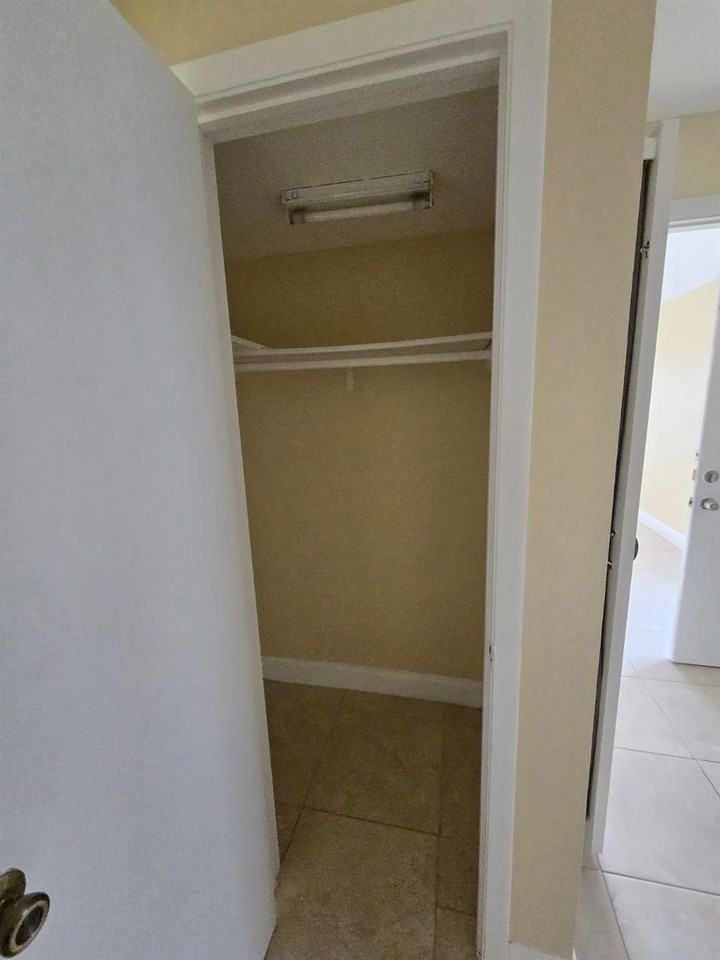 8775 Nw 39th St #8775 - Photo 6 of 20