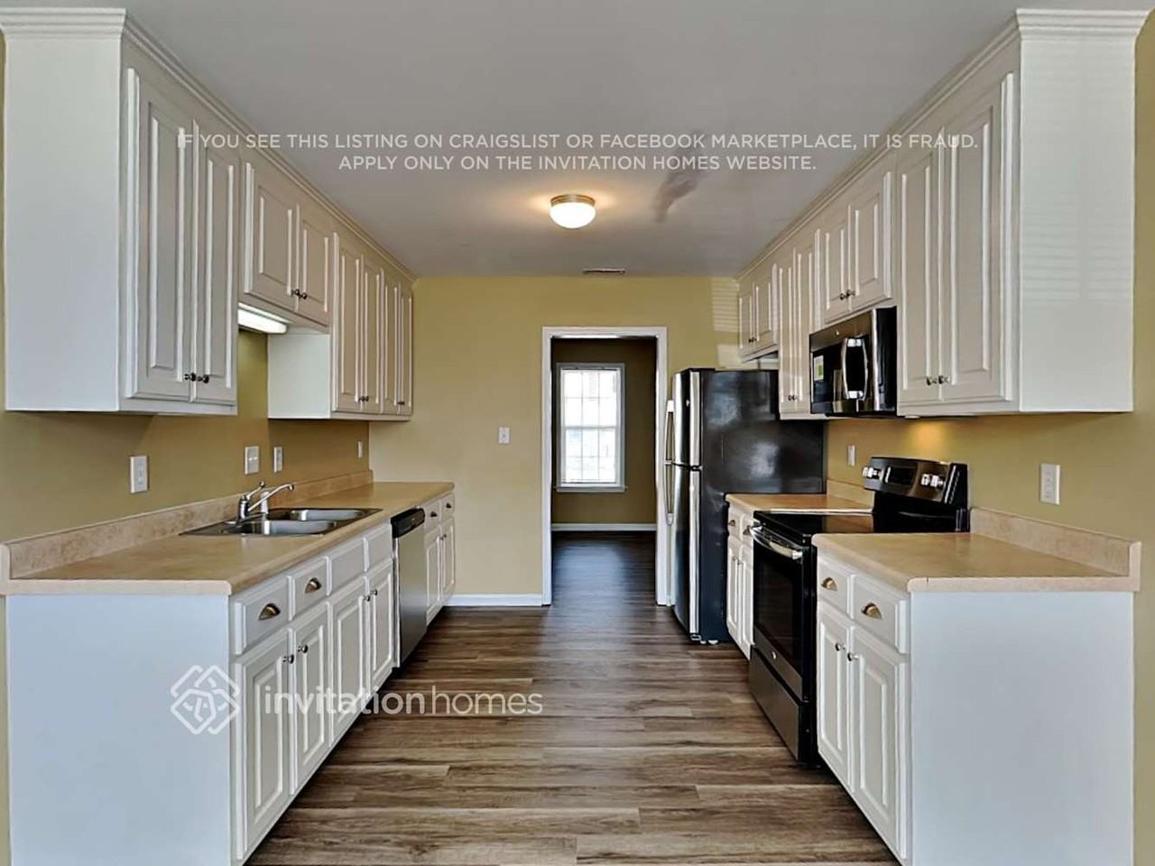 302 Whitehall Ct - Photo 6 of 16