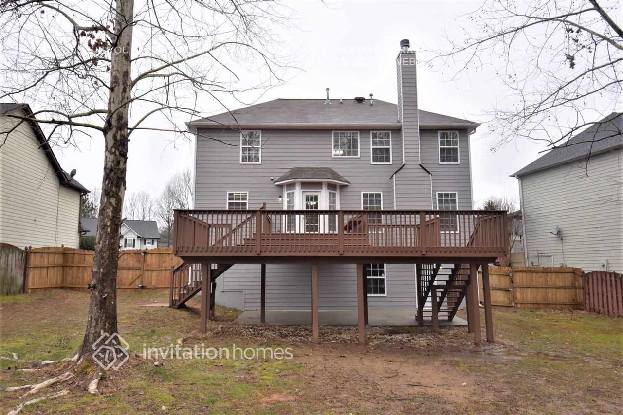 2531 Hampton Valley Dr Sw - Photo 6 of 7