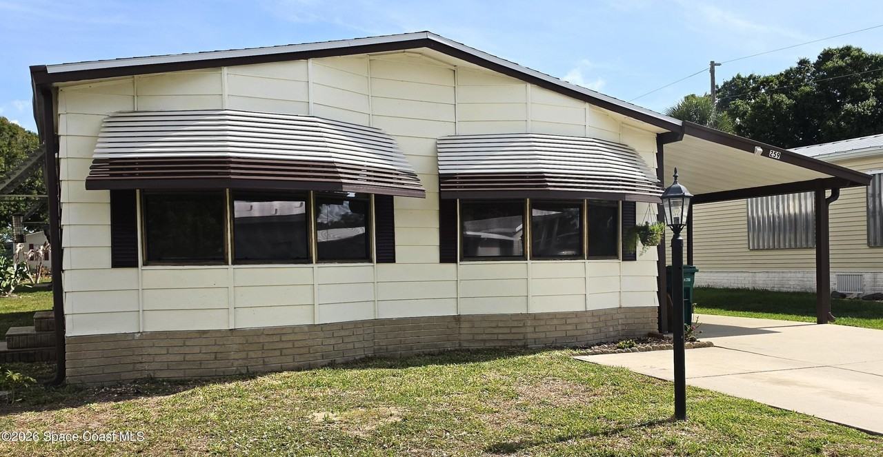 259 Dolphin Cir