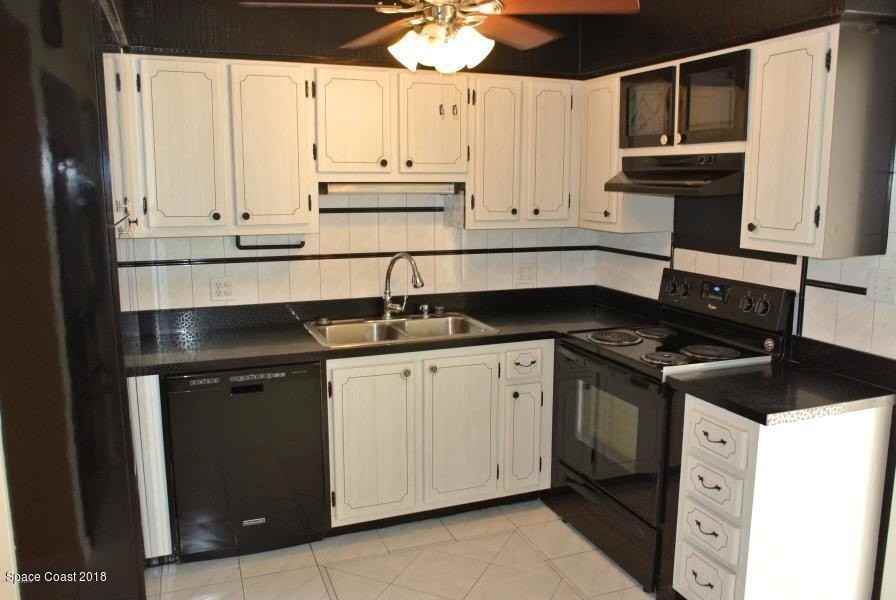 217 Canaveral Beach Blvd - Photo 4 of 13