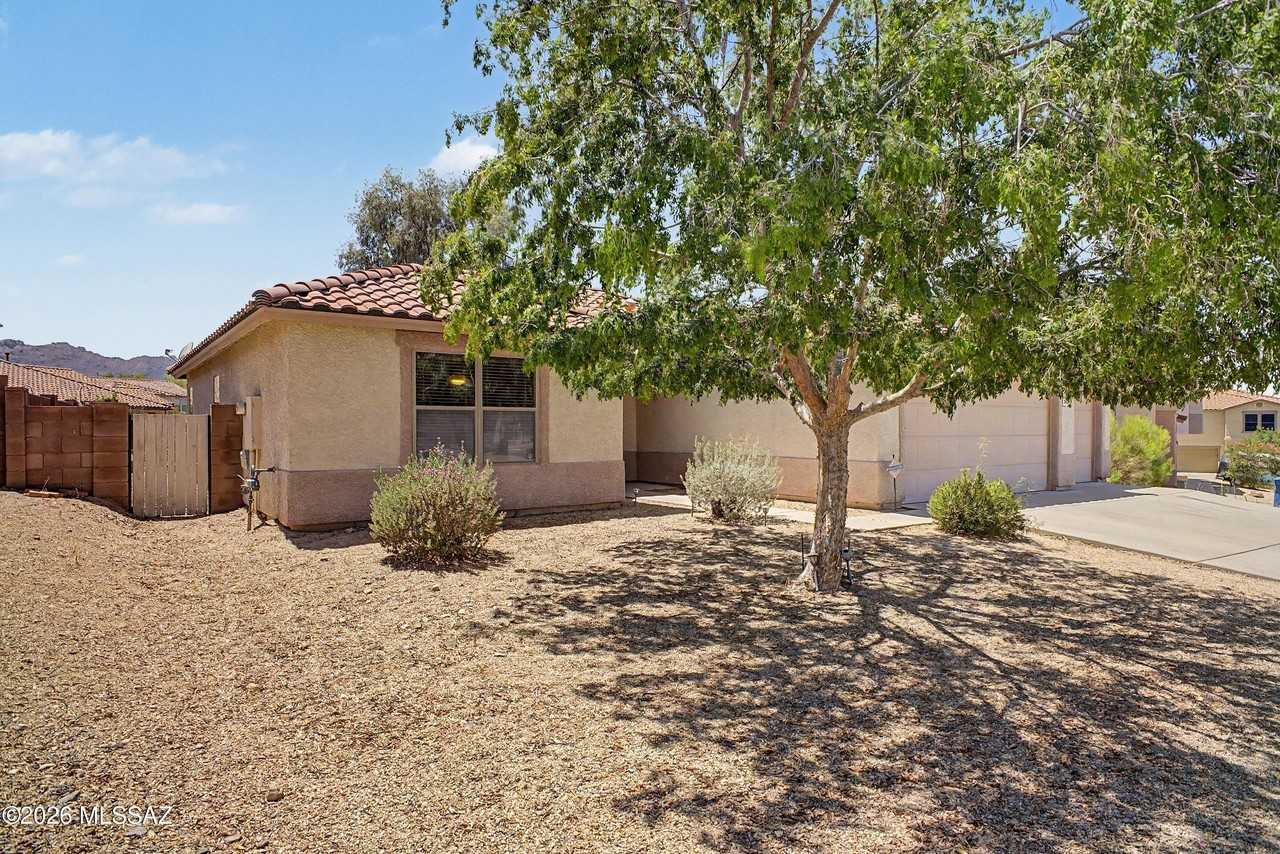 3439 N Scott Mine Ln - Photo 2 of 34