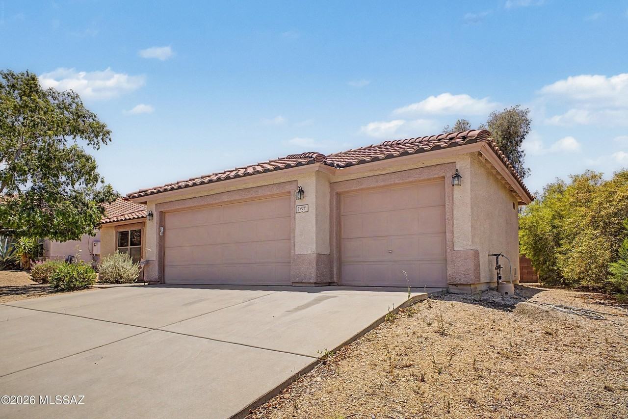 3439 N Scott Mine Ln - Photo 4 of 34