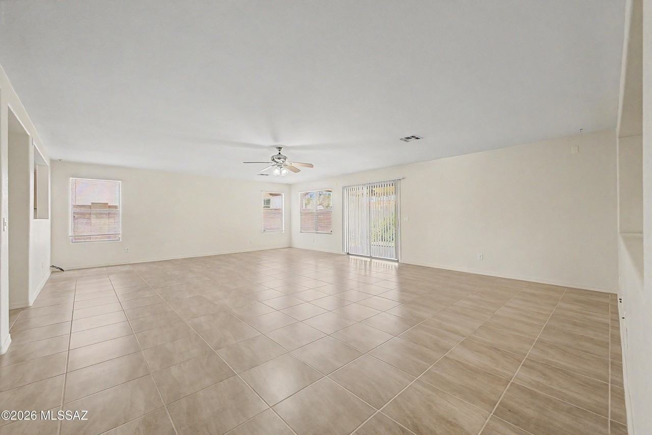 3439 N Scott Mine Ln - Photo 6 of 34