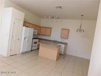6016 S Avenida Ribero - Photo 5 of 6