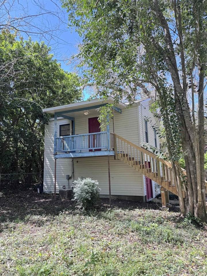 817 N Forest Dr - Photo 2 of 19